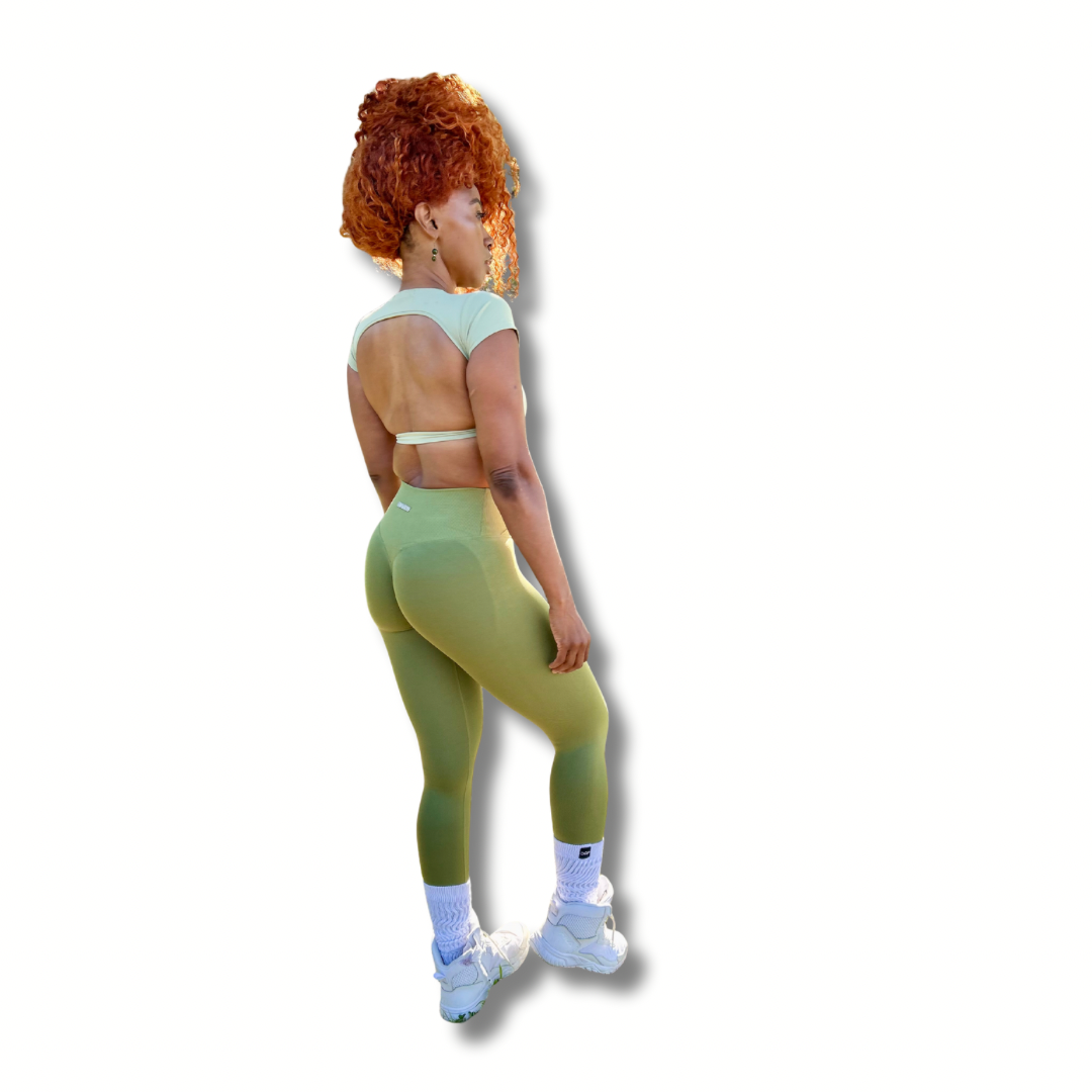 Popul-Her yoga set
