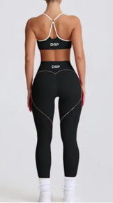 ‘Charm’ yoga set